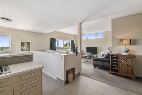 Photo of property in 103 Winara Avenue, Waikanae, 5036