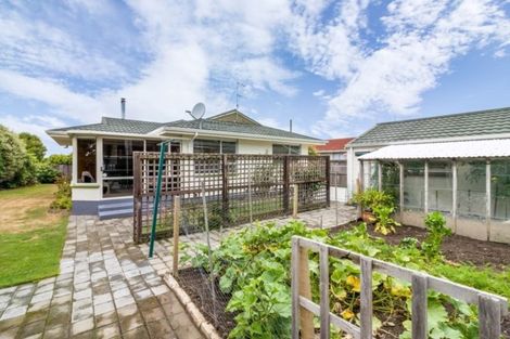 Photo of property in 17 Omega Place, Casebrook, Christchurch, 8051