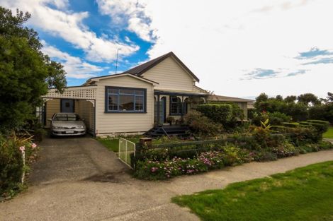 Photo of property in 8 Watson Street, Westport, 7825