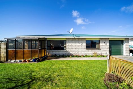 Photo of property in 32 Graham Street, Eltham, 4322