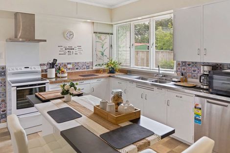 Photo of property in 2 Dunallen Avenue, Marton, 4710