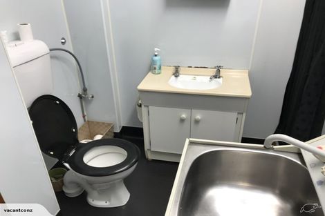 Photo of property in 16 Toru Street, Lyall Bay, Wellington, 6022