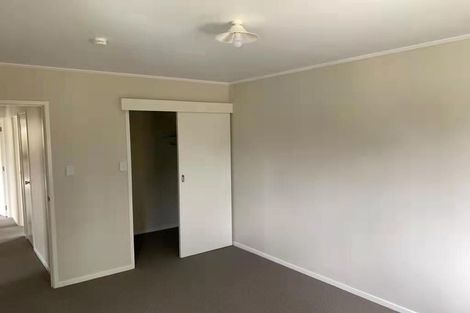 Photo of property in 2 West Harbour Drive, West Harbour, Auckland, 0618