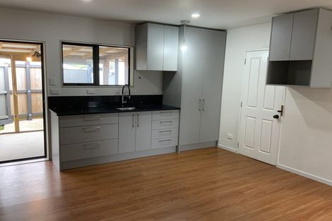 Photo of property in 26 Nile Road, Kelston, Auckland, 0602