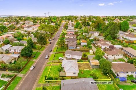 Photo of property in 23 Larissa Avenue, Henderson, Auckland, 0610