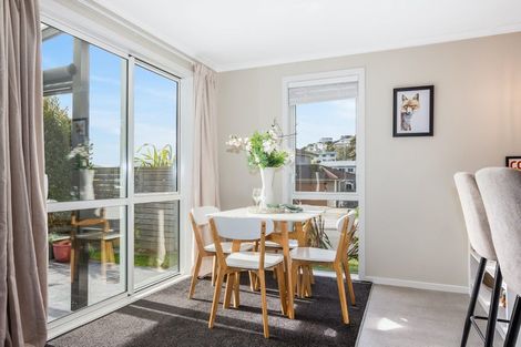 Photo of property in 11 Banks Boulevard, Whitby, Porirua, 5024