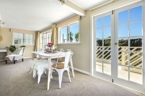 Photo of property in 128 Paremata Road, Paremata, Porirua, 5024