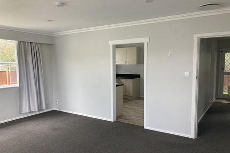 Photo of property in 17 Heather Grove, Fairfield, Lower Hutt, 5011