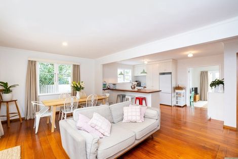 Photo of property in 4 Shrimpton Road, Haumoana, 4102