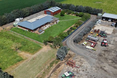 Photo of property in 185 Centre Road, Momona, Outram, 9073