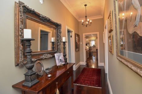 Photo of property in 10 Dixon Street, Carterton, 5713