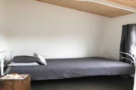 Photo of property in 1/48 Titirangi Road, New Lynn, Auckland, 0600