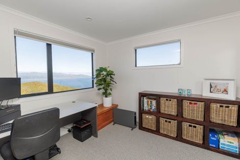 Photo of property in 23 Boeing Way, Newlands, 6037