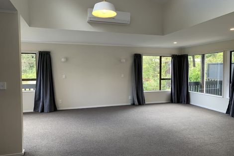 Photo of property in 92b Kamahi Street, Stokes Valley, Lower Hutt, 5019