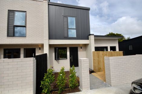 Photo of property in 41e Camelot Place, Glenfield, Auckland, 0629