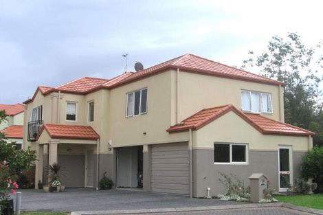 Photo of property in 10 Dainton Place, New Lynn, Auckland, 0600