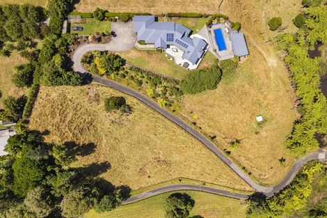 Photo of property in 14b Rennell Street, Frankleigh Park, New Plymouth, 4310