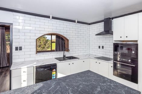 Photo of property in 200 Thorncombe Road, Te Awamutu, 3800