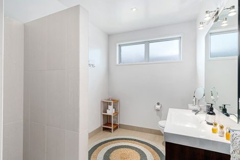 Photo of property in 20 Greenbelt Place, Wanaka, 9305