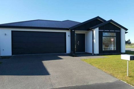 Photo of property in 2 Borderdale Street, Belfast, Christchurch, 8051