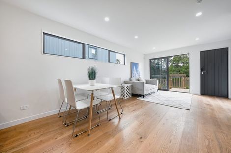 Photo of property in 23b Caribbean Drive, Unsworth Heights, Auckland, 0632