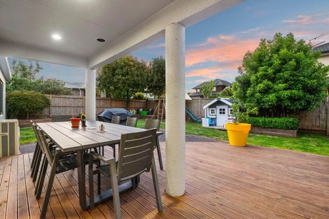 Photo of property in 22 Hoyte Place, Pukehangi, Rotorua, 3015