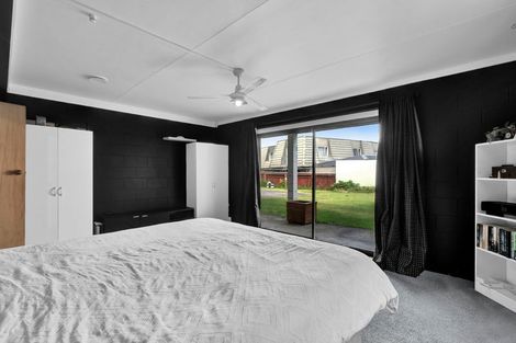 Photo of property in 5 Bronte Place, Whalers Gate, New Plymouth, 4310