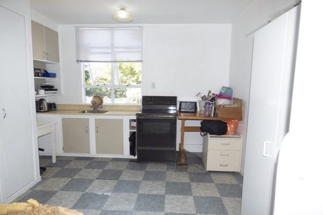 Photo of property in 12 Hamua Place, Waitara, 4320