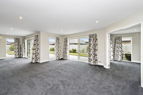 Photo of property in 17 Josephine Crescent, Aidanfield, Christchurch, 8025