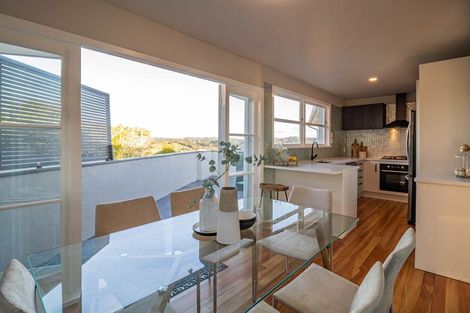 Photo of property in 268 Sturges Road, Henderson, Auckland, 0612