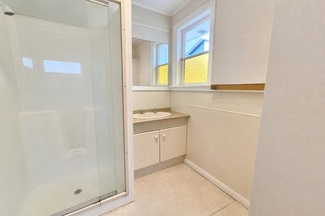 Photo of property in 18 Hillary Crescent, Upper Riccarton, Christchurch, 8041