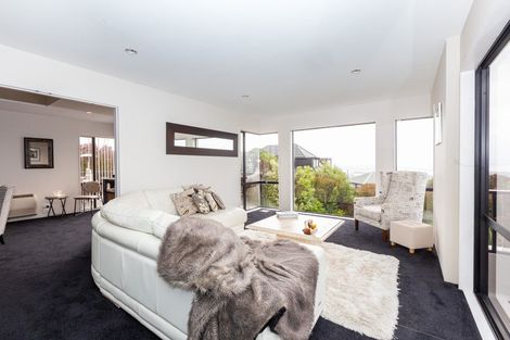 Photo of property in 30 Drayton Drive, Mount Pleasant, Christchurch, 8081