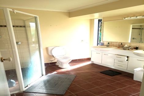 Photo of property in 5b Olwyn Place, Greenhithe, Auckland, 0632