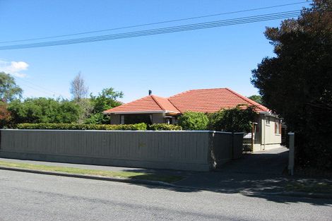 Photo of property in 17 Staveley Street, Avonhead, Christchurch, 8042