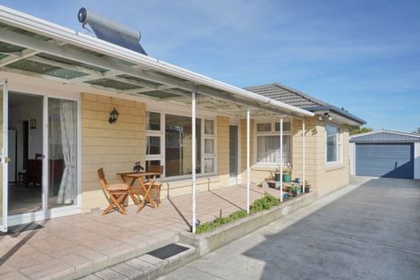 Photo of property in 98 Bickerton Street, Wainoni, Christchurch, 8061