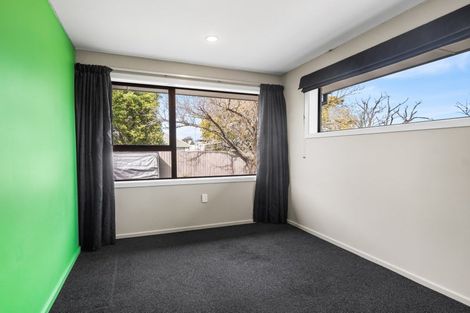 Photo of property in 12 Masham Road, Broomfield, Christchurch, 8042