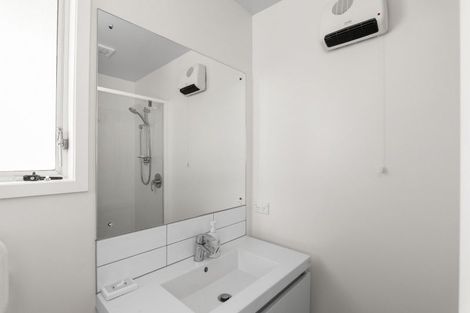 Photo of property in 4/88 Office Road, Merivale, Christchurch, 8014