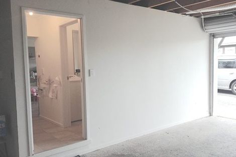 Photo of property in 42 Edgeworth Road, Glenfield, Auckland, 0629