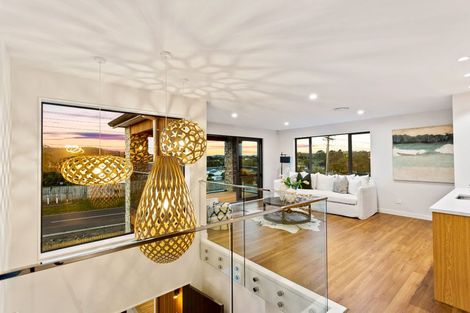 Photo of property in 24 Arthur Street, Riverhead, 0820