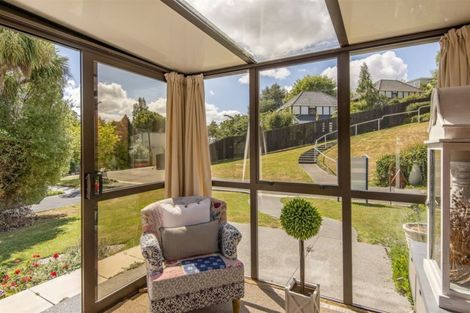 Photo of property in 2/3 Karitane Drive Cashmere Christchurch City