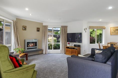 Photo of property in 7 Jarnac Boulevard, Yaldhurst, Christchurch, 8042