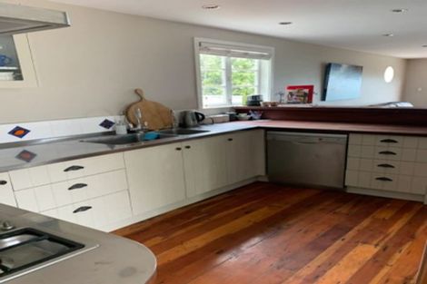 Photo of property in 27 Moana Road, Plimmerton, Porirua, 5026