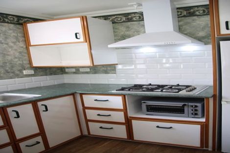 Photo of property in 22 Acacia Road, Torbay, Auckland, 0632