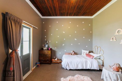 Photo of property in 3 Medway Street, Rongotea, 4476