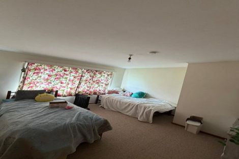 Photo of property in 281 Pakuranga Road, Pakuranga Heights, Auckland, 2010