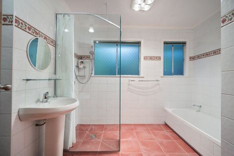 Photo of property in 5b Ongo Road, Hunterville, 4730