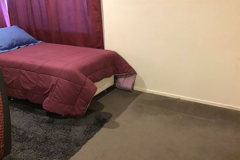 Photo of property in 101a Royal Road, Massey, Auckland, 0614