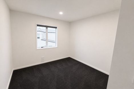 Photo of property in 14/30 John Jennings Drive, Oteha, Auckland, 0632
