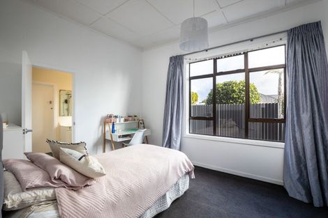 Photo of property in 19 Takiroa Street, Urenui, 4375