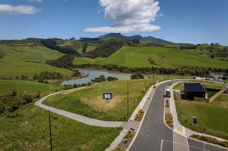 Photo of property in 90 Omahina Street, Raglan, 3225